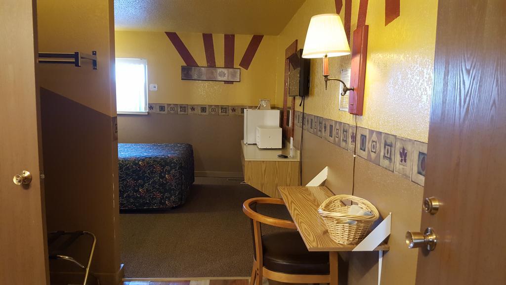 Earth Inn Motel - Jackson Екстериор снимка