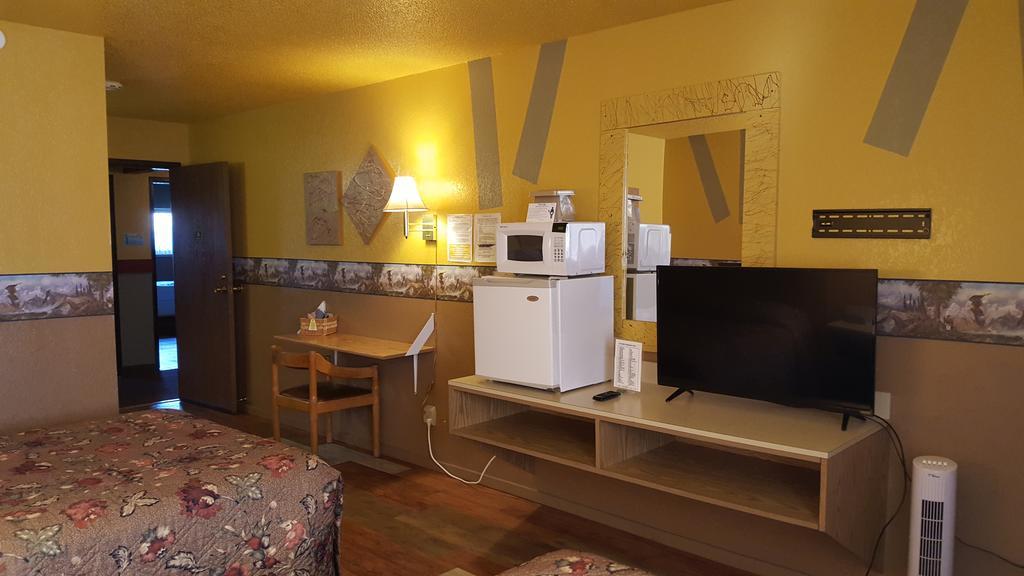 Earth Inn Motel - Jackson Екстериор снимка